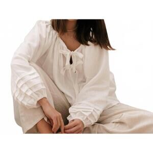 NEW LJC DESIGNS sammie smock top in cream